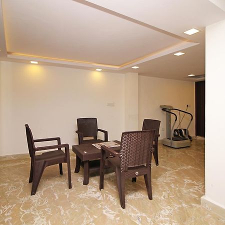 Hotel Nanak Residency Нью-Делі Екстер'єр фото