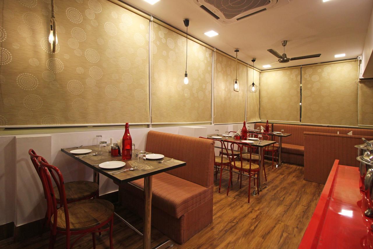 Hotel Nanak Residency Нью-Делі Екстер'єр фото