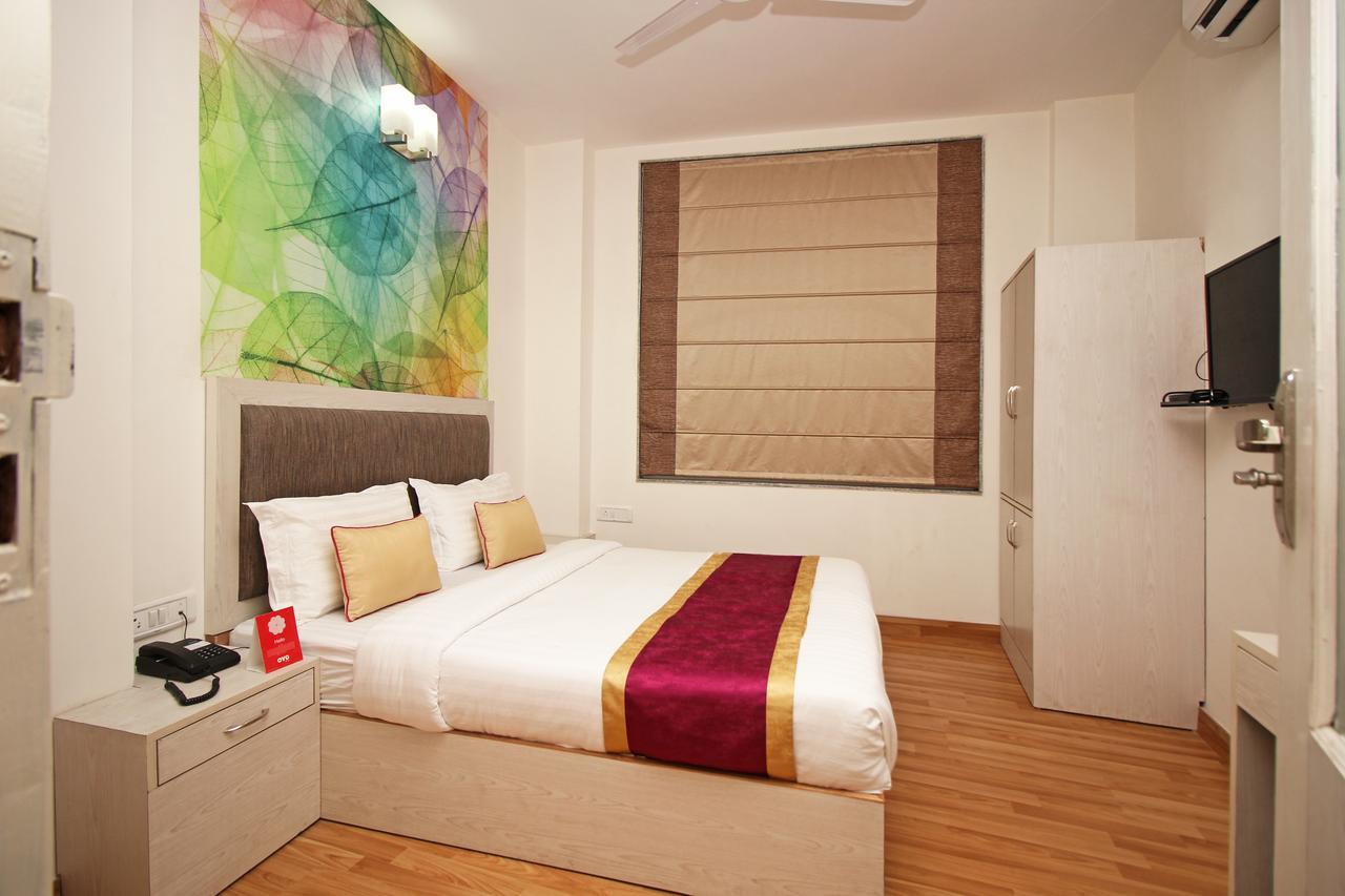 Hotel Nanak Residency Нью-Делі Екстер'єр фото